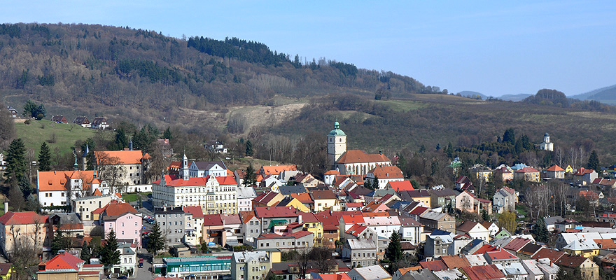 Bene�ov nad Plou�nic�